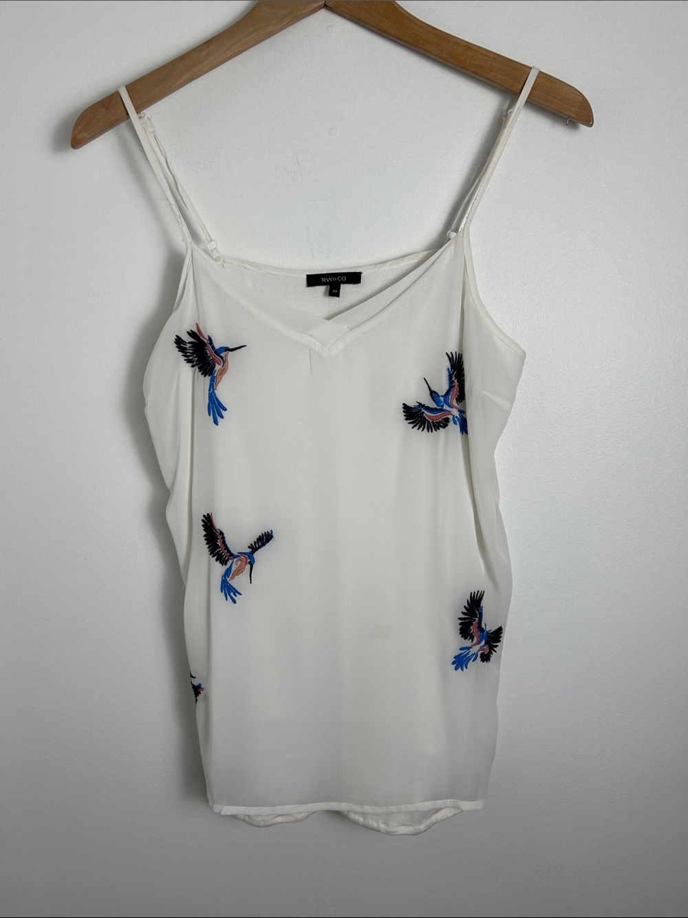 RW&CO White Bird Embroidered Cami Top Small Blue Pink Sleeveless Tank Blouse